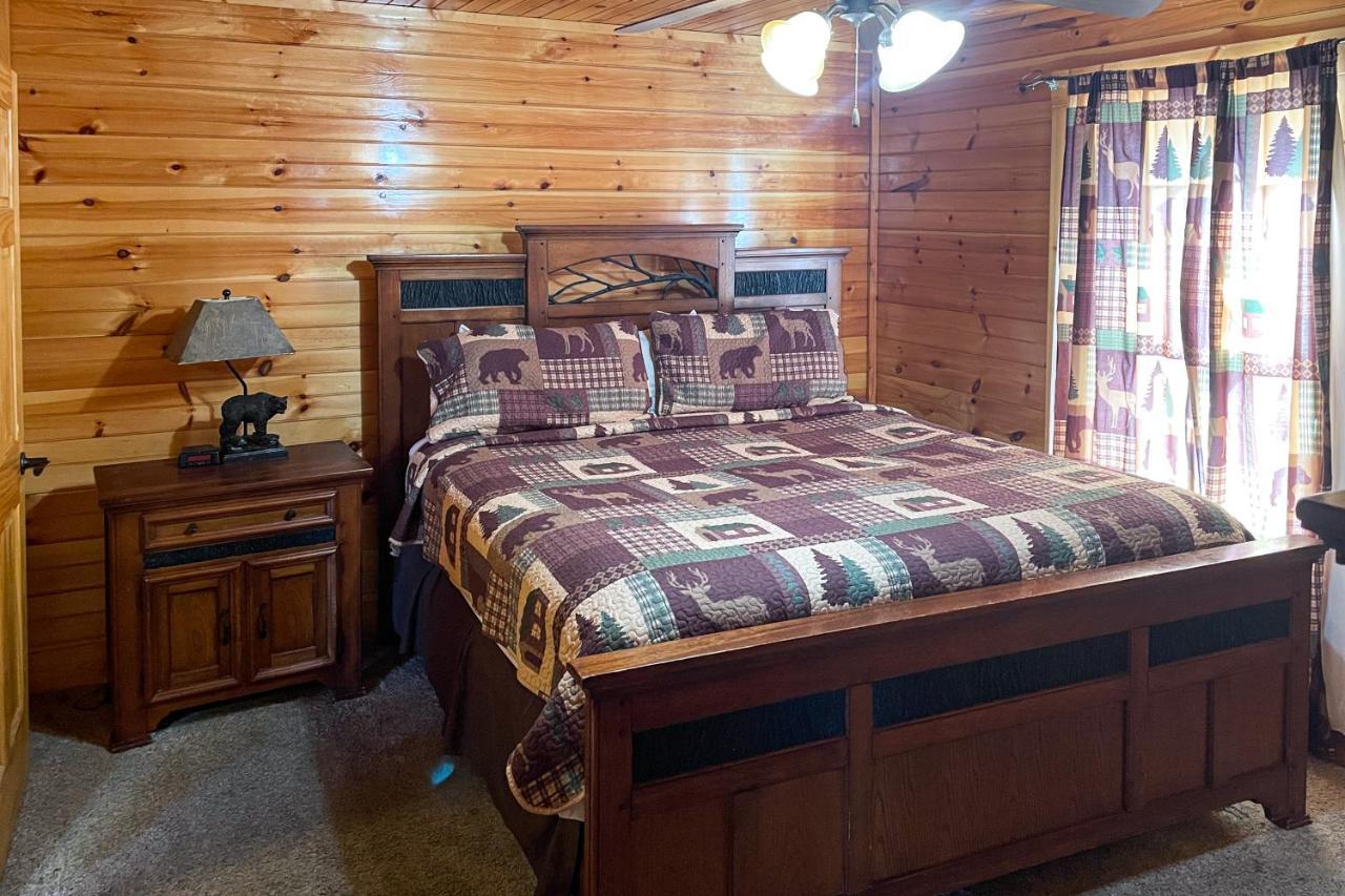 Black Bear Hideaway Cabin Gatlinburg Eksteriør bilde