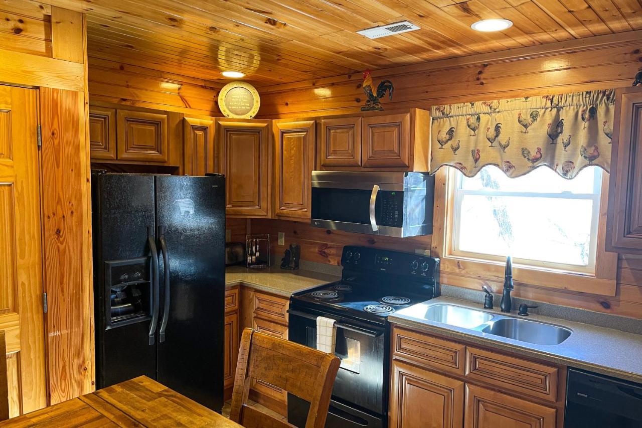 Black Bear Hideaway Cabin Gatlinburg Eksteriør bilde